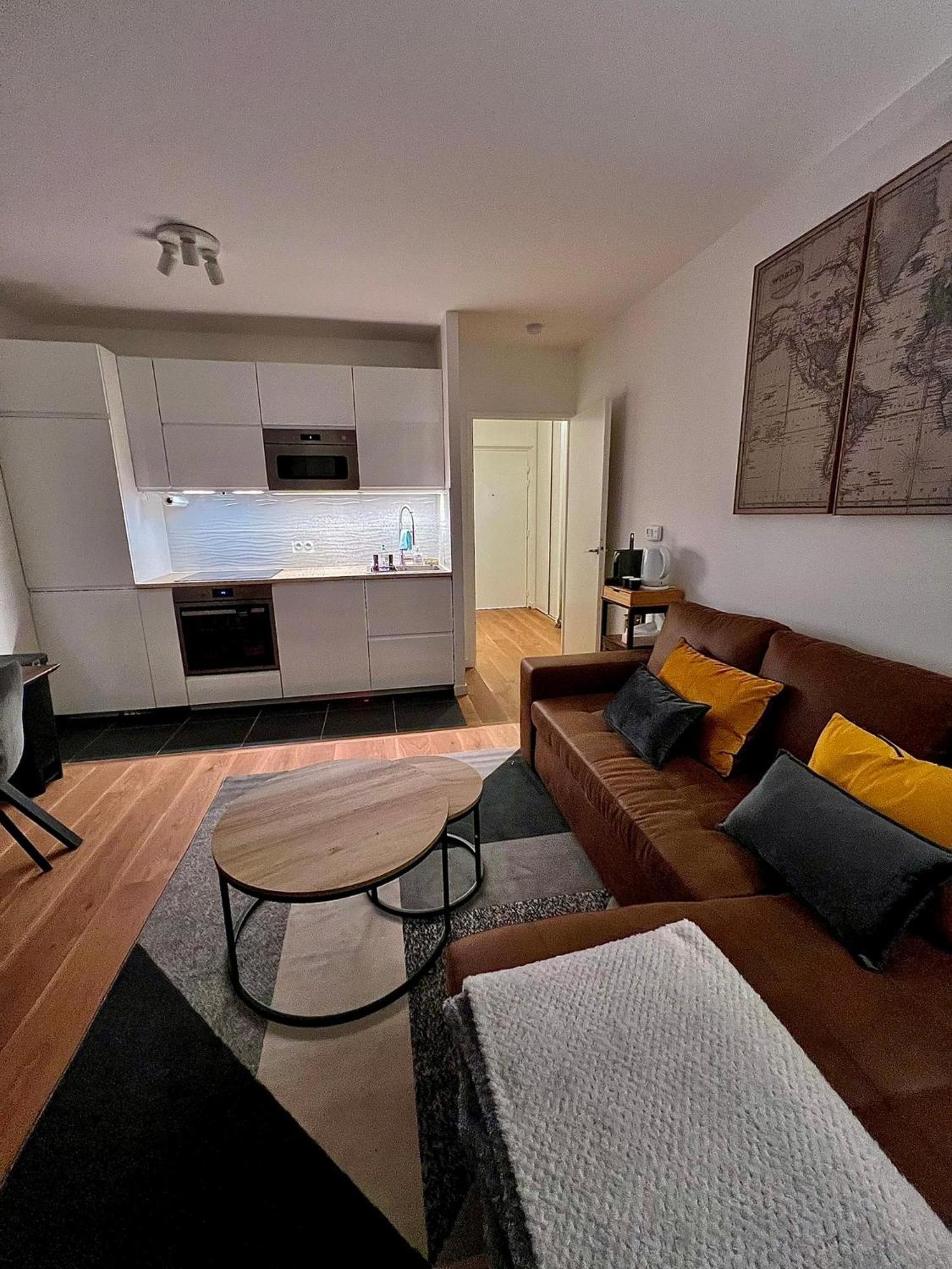 New & Serene 1-Bedroom Apart Near #Ladefenseparis #Parking&Fibre Сюрен Экстерьер фото